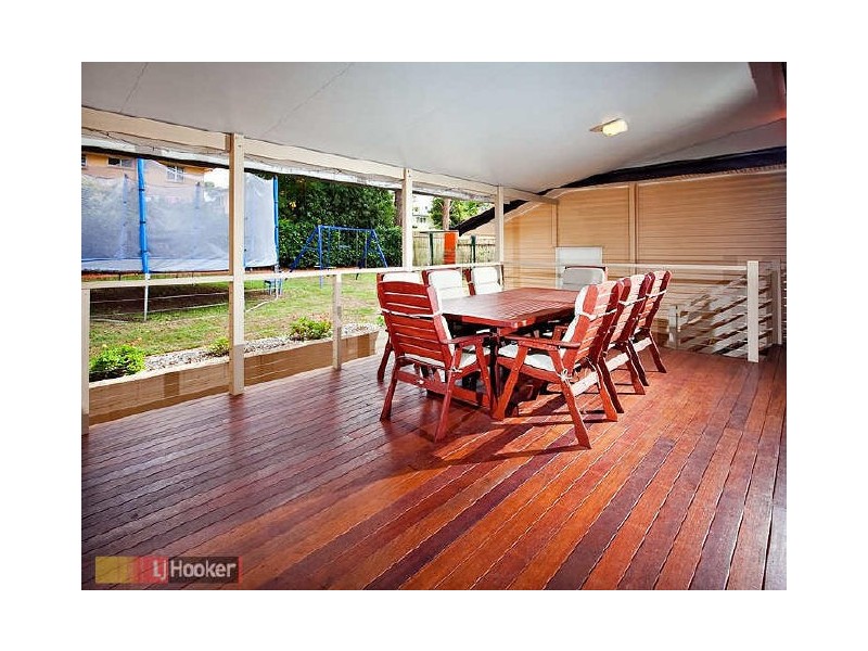 Arana Hills QLD 4054