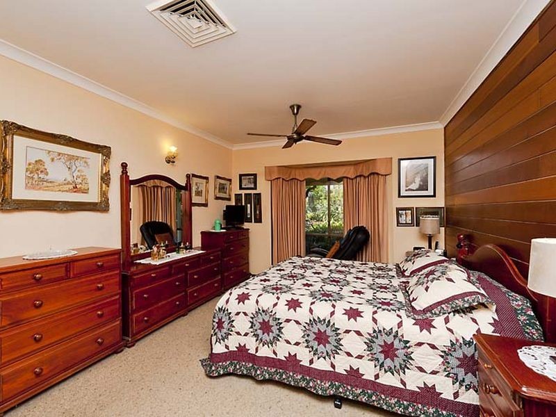 4 Bauhina Court, Albany Creek QLD 4035