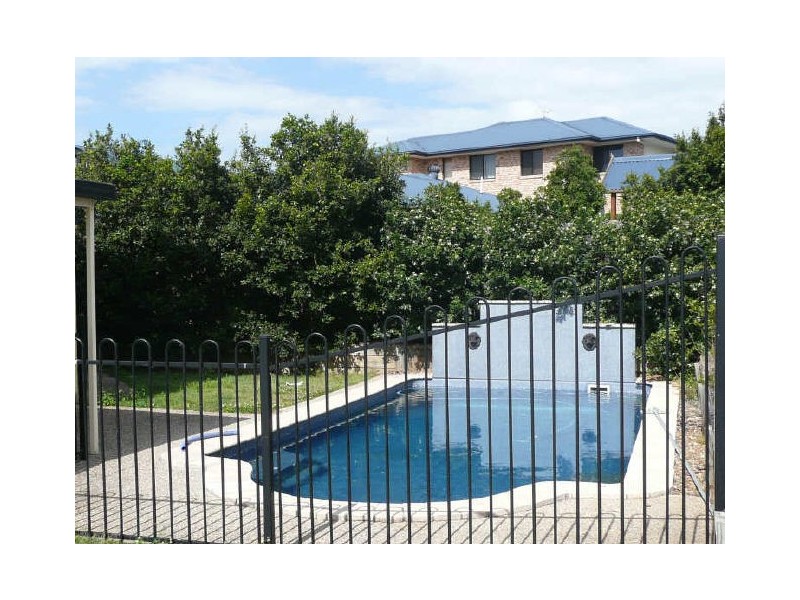 2 Meranti Court, Albany Creek QLD 4035