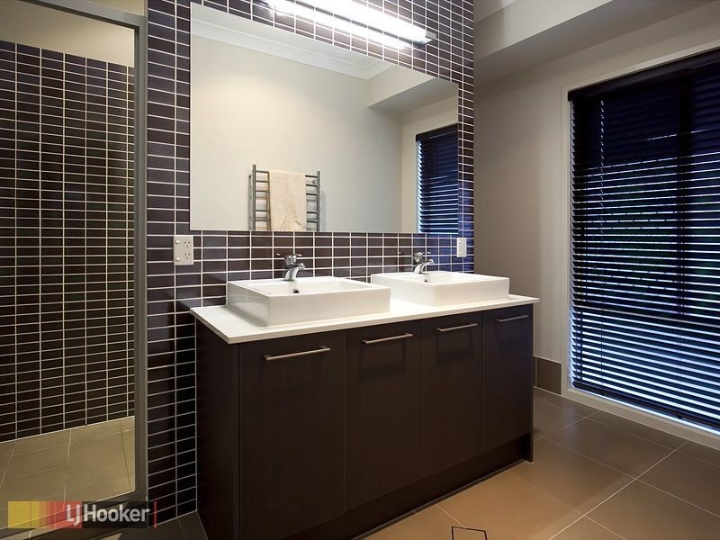 19 Louise Court, Cashmere QLD 4500