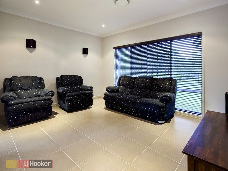 19 Louise Court, Cashmere QLD 4500