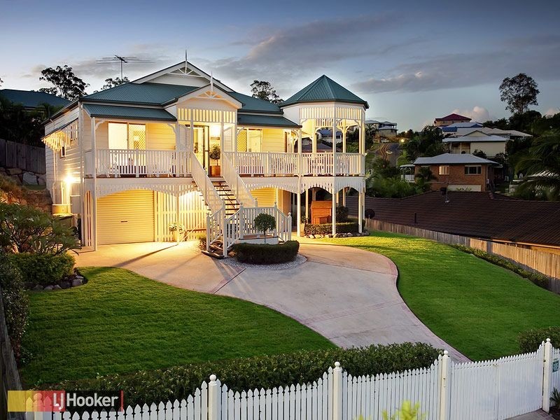 4 Memoire Court, Eatons Hill QLD 4037