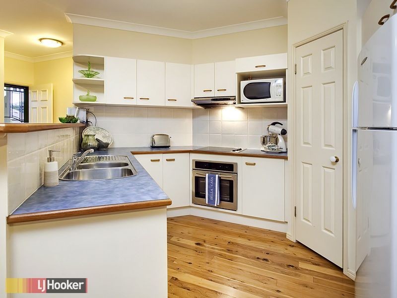 4 Memoire Court, Eatons Hill QLD 4037