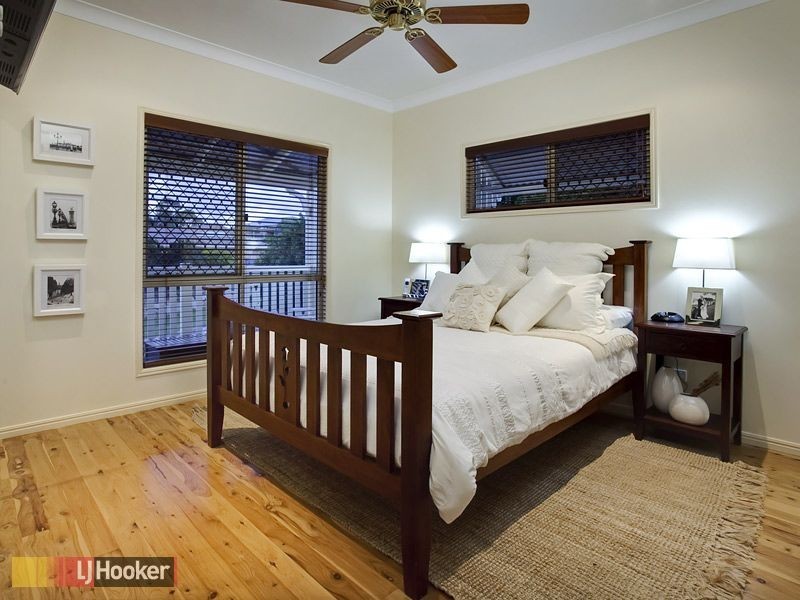 4 Memoire Court, Eatons Hill QLD 4037