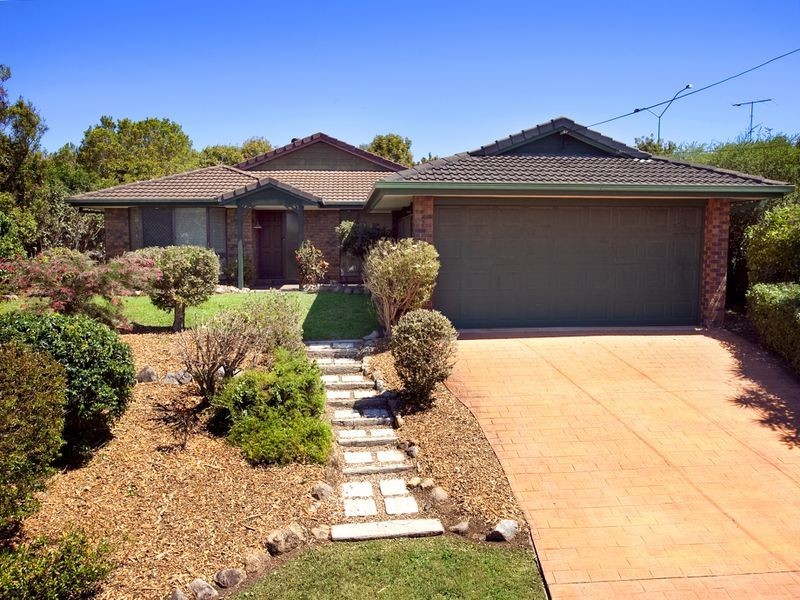 13 Hylacola Drive, Albany Creek QLD 4035