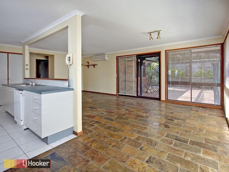 13 Hylacola Drive, Albany Creek QLD 4035