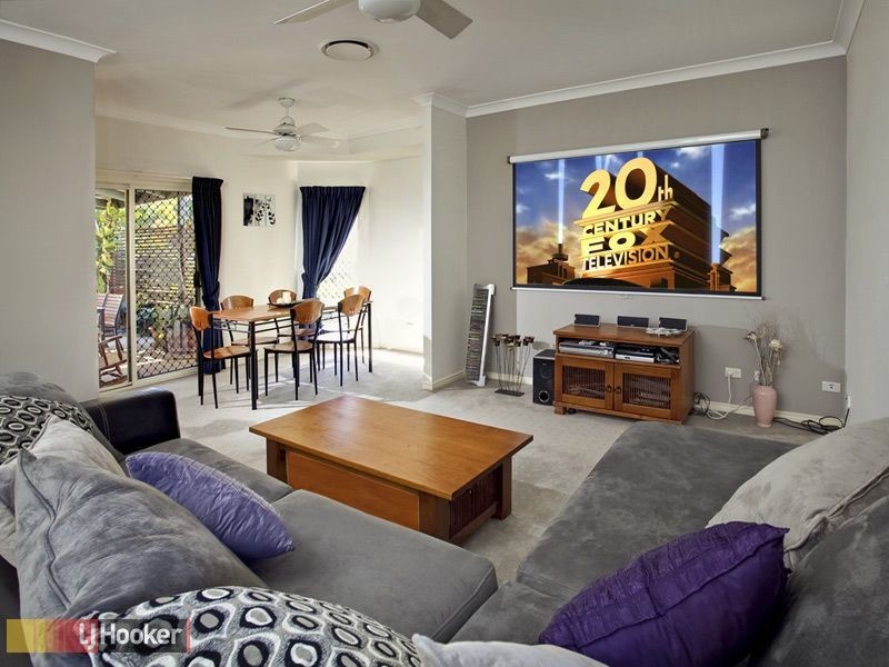 4 Silvereye Crescent, Albany Creek QLD 4035