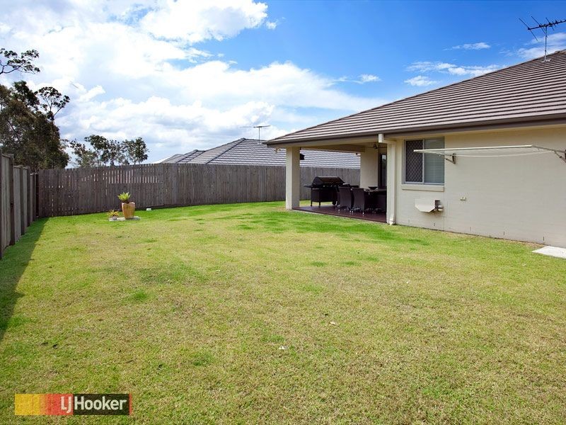 8 Rosevale Place, Warner QLD 4500
