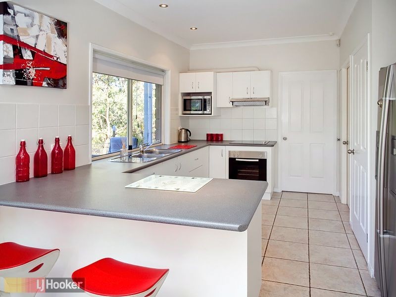 10 Mindi Court, Cashmere QLD 4500