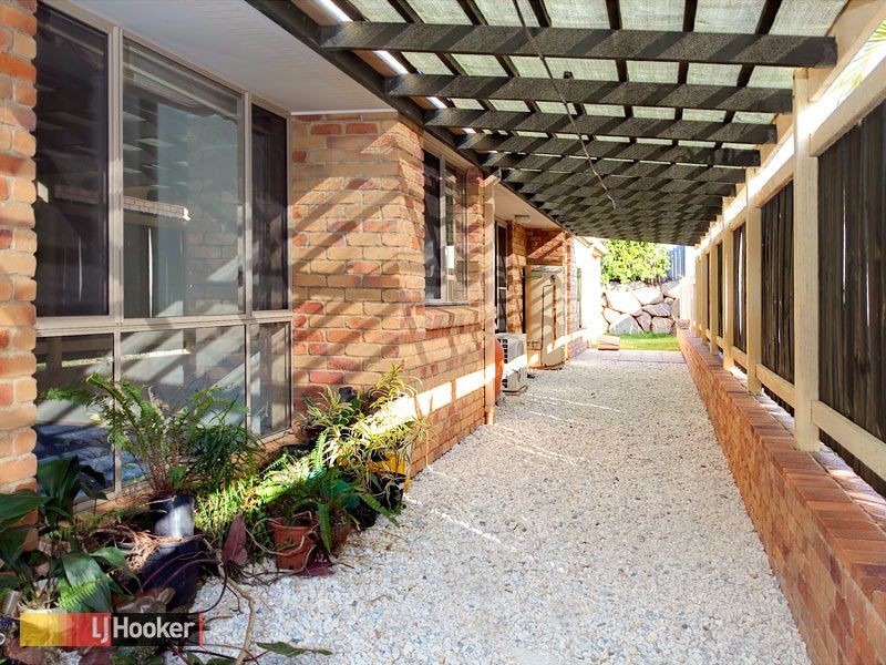 21 Saraband Drive, Eatons Hill QLD 4037