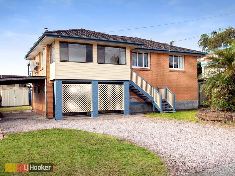 14 Crofty Street, Albany Creek QLD 4035