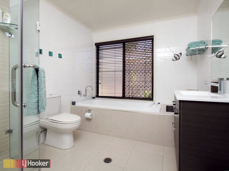 68 Ballinger Crescent, Albany Creek QLD 4035