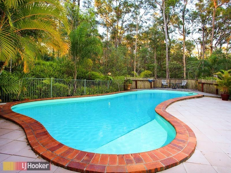 9 Henry Court, Cashmere QLD 4500