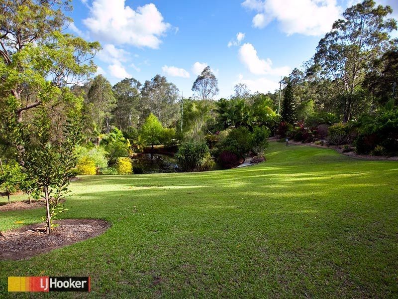 Bunya QLD 4055