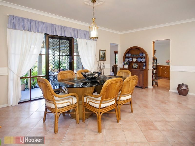 Bunya QLD 4055