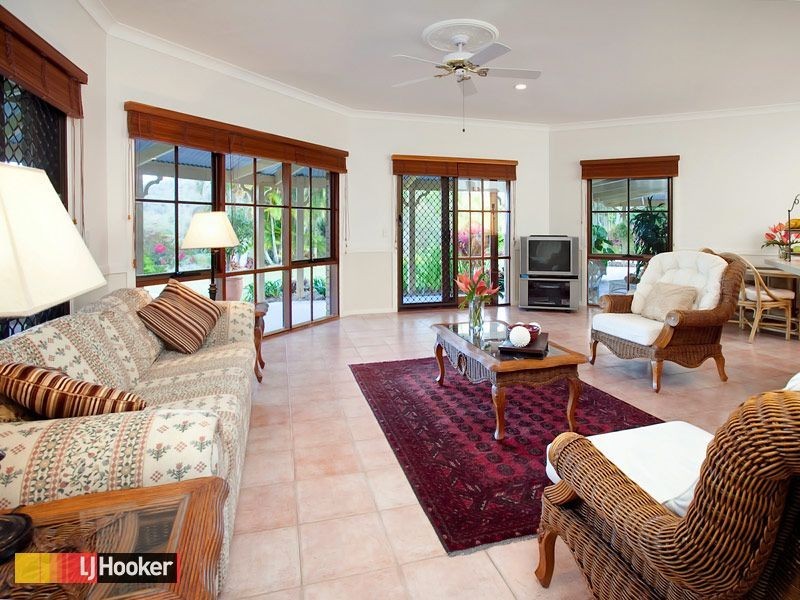 Bunya QLD 4055