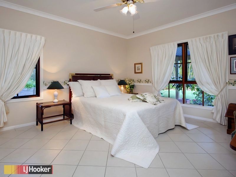 Bunya QLD 4055