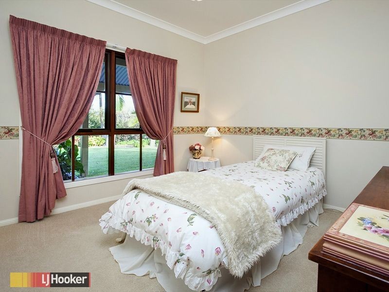 Bunya QLD 4055