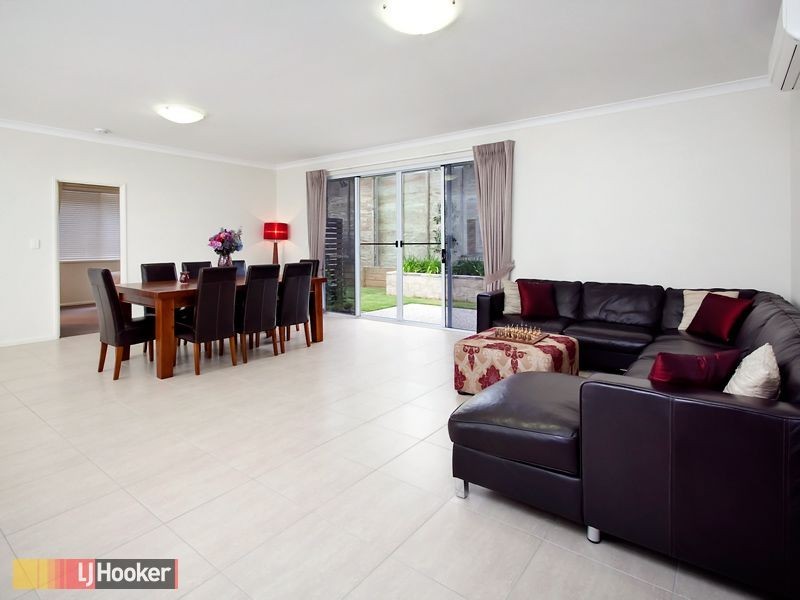 3 Charlie Close, Eatons Hill QLD 4037