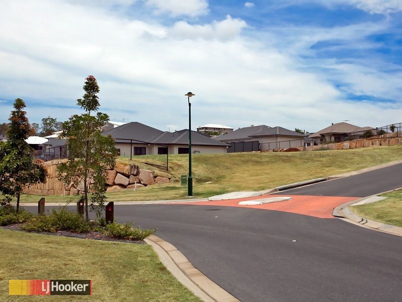 8 Louise Court, Cashmere QLD 4500