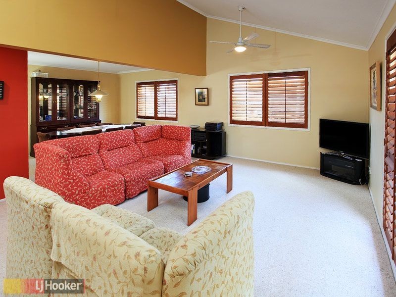 30 Pegasus Avenue, Eatons Hill QLD 4037