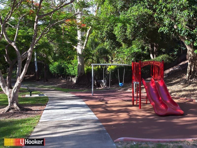 60 Tanager Street, Albany Creek QLD 4035