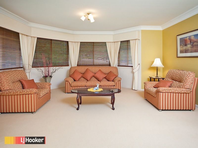 17 Atoll Crescent, Eatons Hill QLD 4037