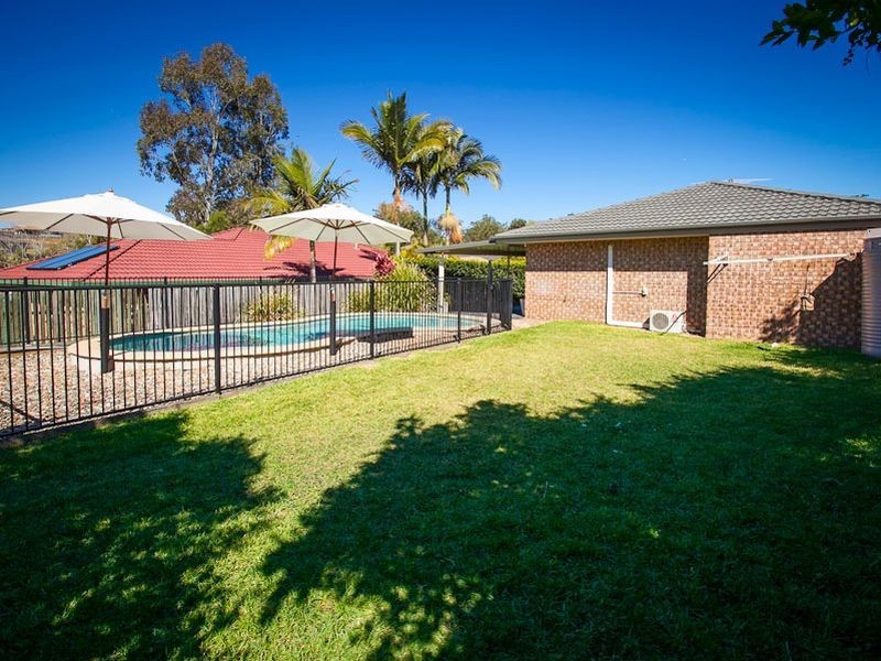 16 Hayward Avenue, Cashmere QLD 4500