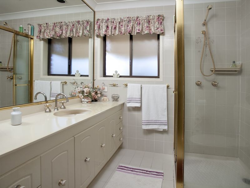 Clear Mountain QLD 4500