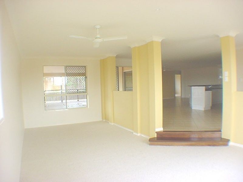 Arana Hills QLD 4054