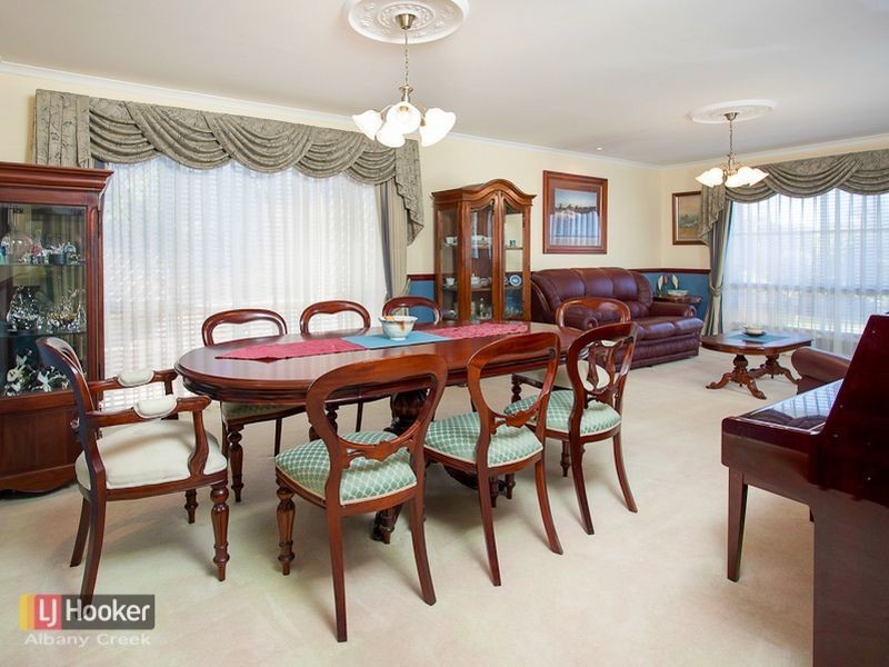 58 Reginald Avenue, Arana Hills QLD 4054