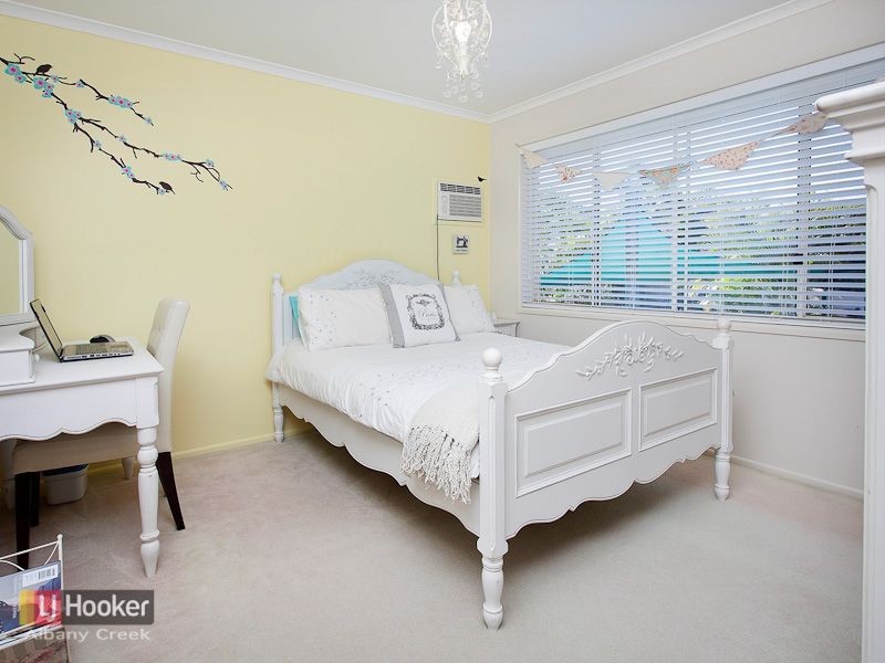 58 Reginald Avenue, Arana Hills QLD 4054