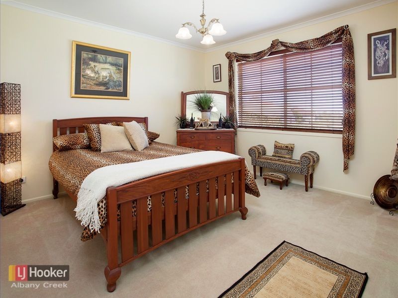 58 Reginald Avenue, Arana Hills QLD 4054