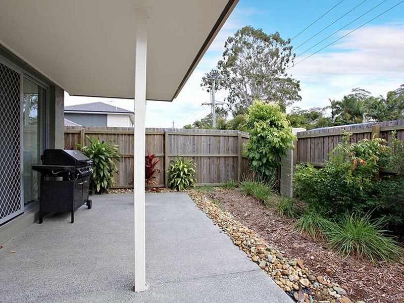 2/64 Frenchs Road, Petrie QLD 4502