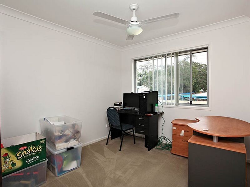 2/64 Frenchs Road, Petrie QLD 4502