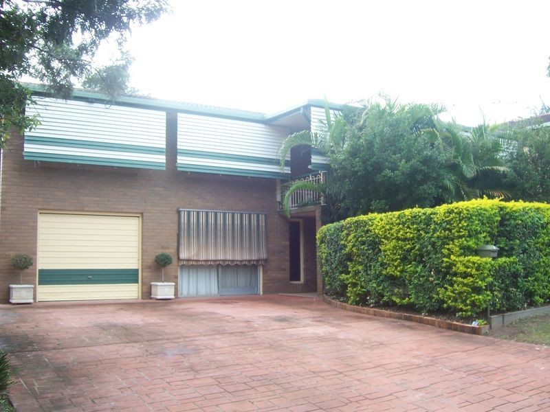 6 Strathford Avenue, Albany Creek QLD 4035