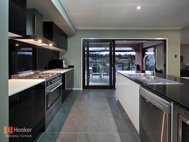 102 Corvus Drive, Cashmere QLD 4500