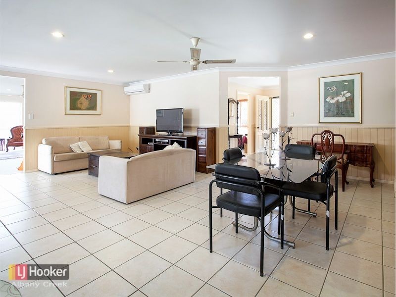 8 Altissimo Court, Eatons Hill QLD 4037