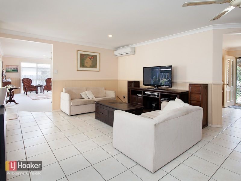 8 Altissimo Court, Eatons Hill QLD 4037