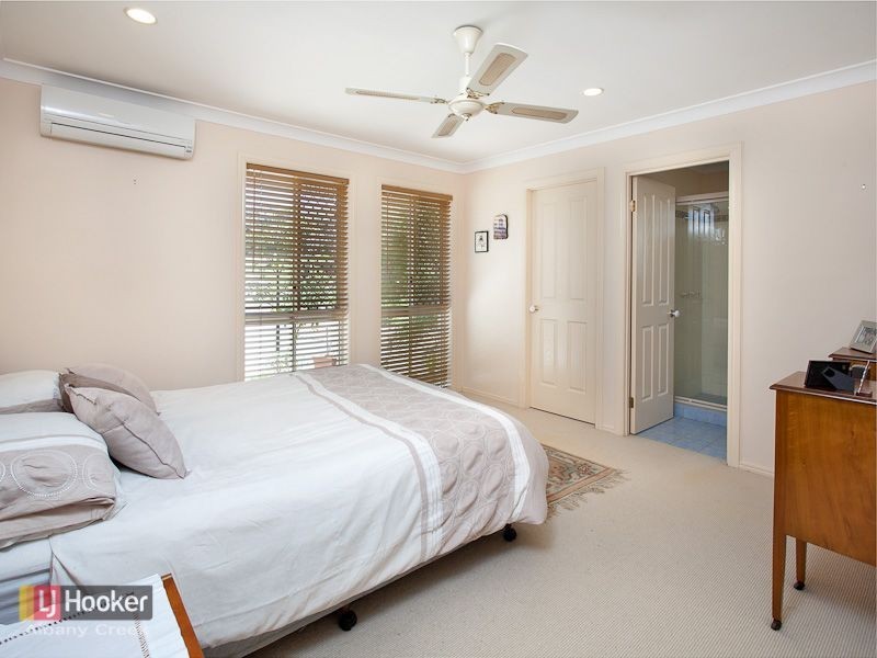8 Altissimo Court, Eatons Hill QLD 4037