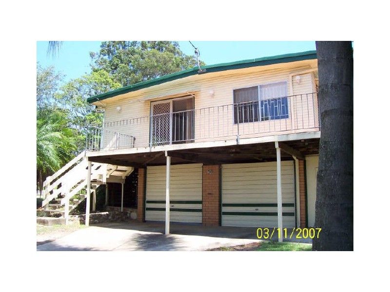 1 Waratah Street, Albany Creek QLD 4035