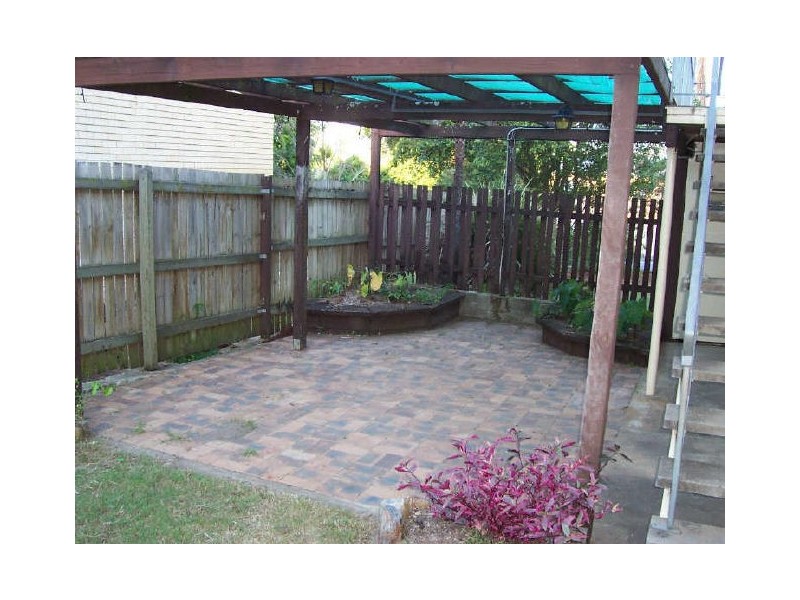 1 Waratah Street, Albany Creek QLD 4035