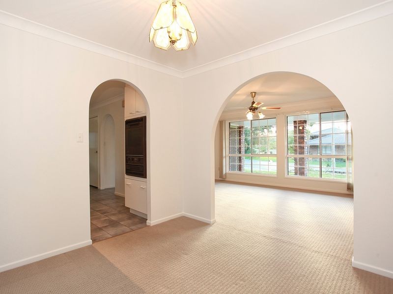 Eatons Hill QLD 4037