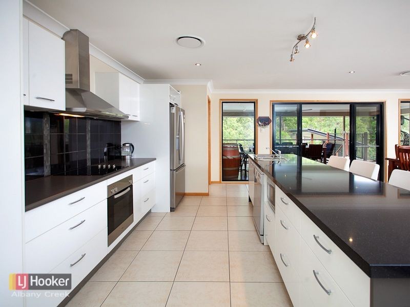 7 Whipbird Court, Cashmere QLD 4500