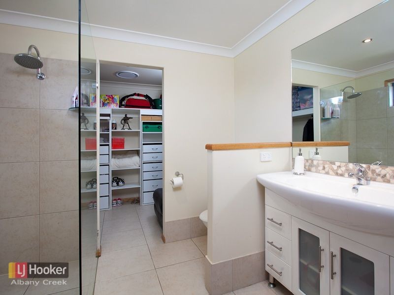 7 Whipbird Court, Cashmere QLD 4500