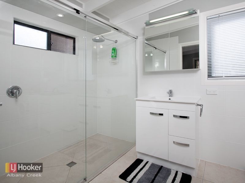 7 Whipbird Court, Cashmere QLD 4500