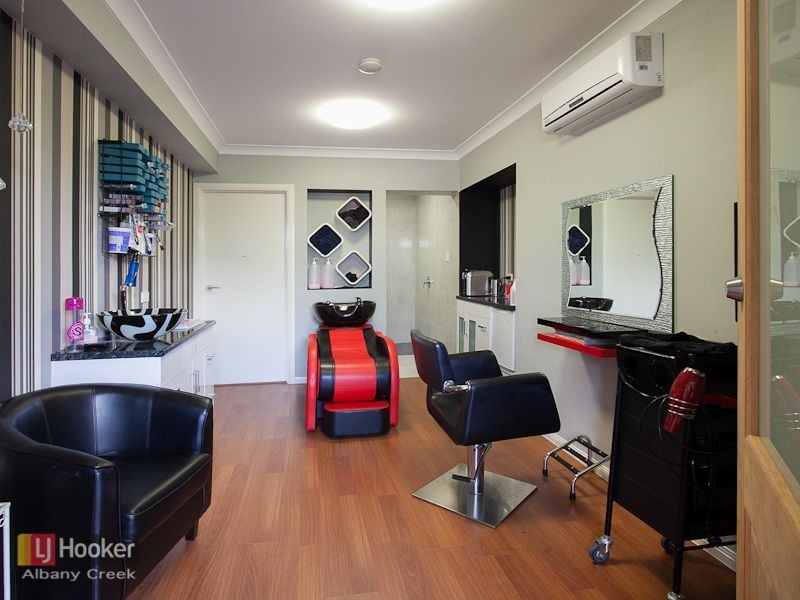 7 Whipbird Court, Cashmere QLD 4500