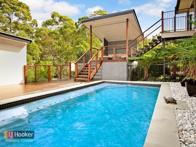 7 Whipbird Court, Cashmere QLD 4500