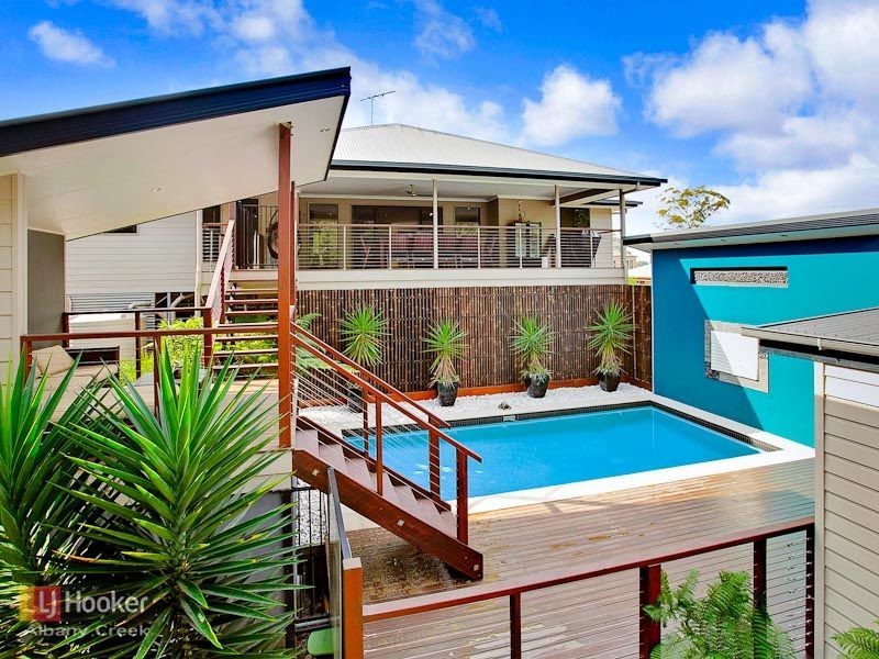7 Whipbird Court, Cashmere QLD 4500