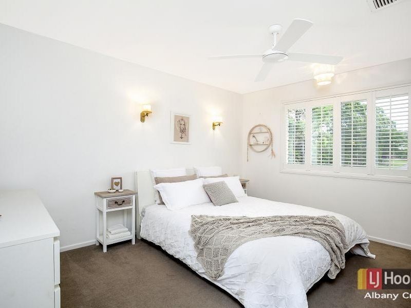 Eatons Hill QLD 4037